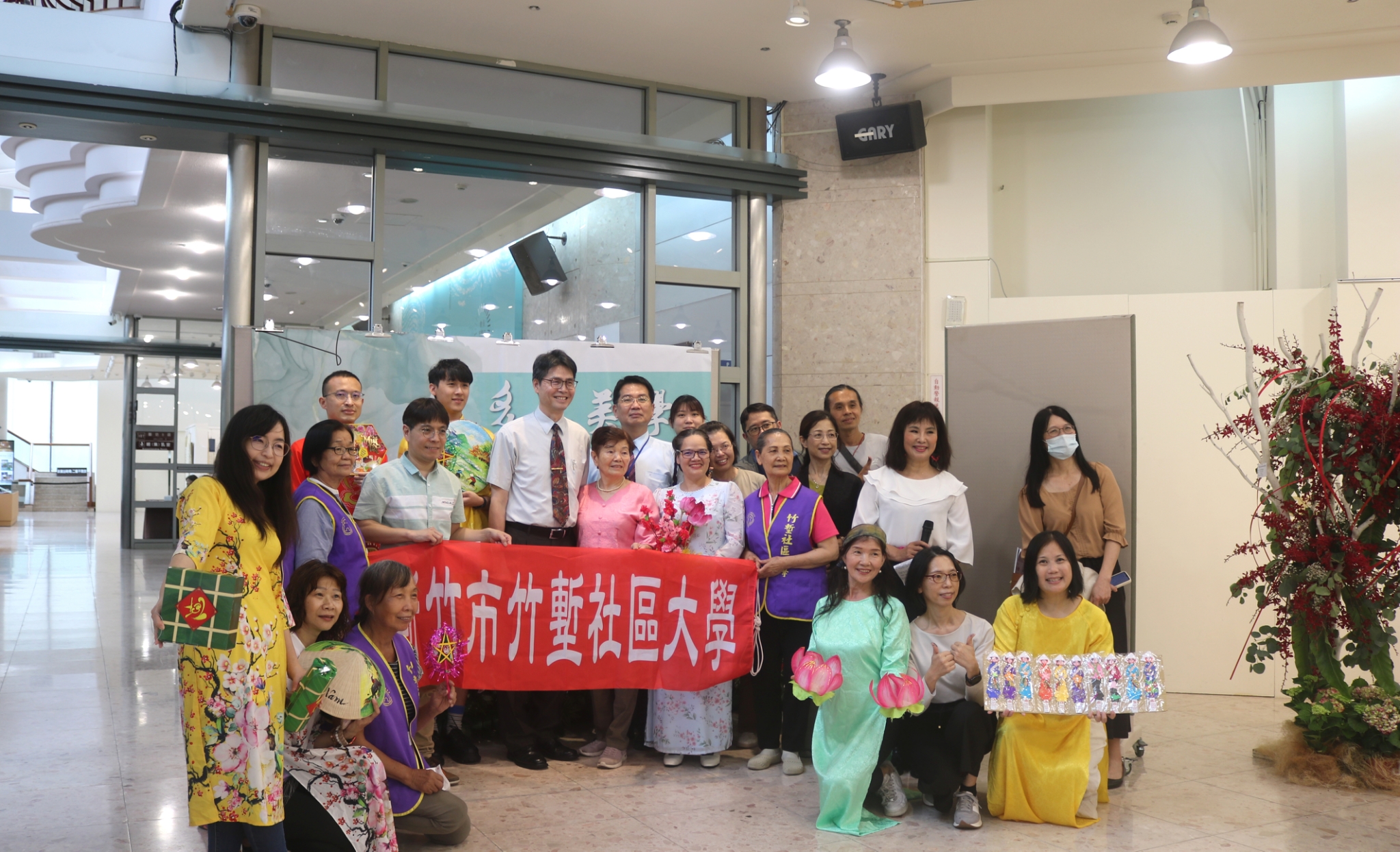 社大美展開幕新住民